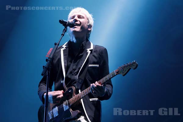 FRANZ FERDINAND - 2017-08-25 - SAINT CLOUD - Domaine National - Grande Scene - 
